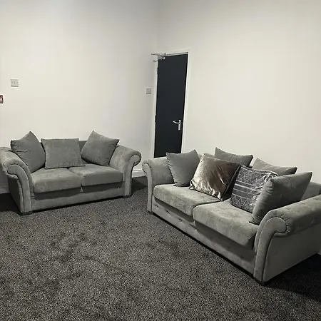 Leeds 2